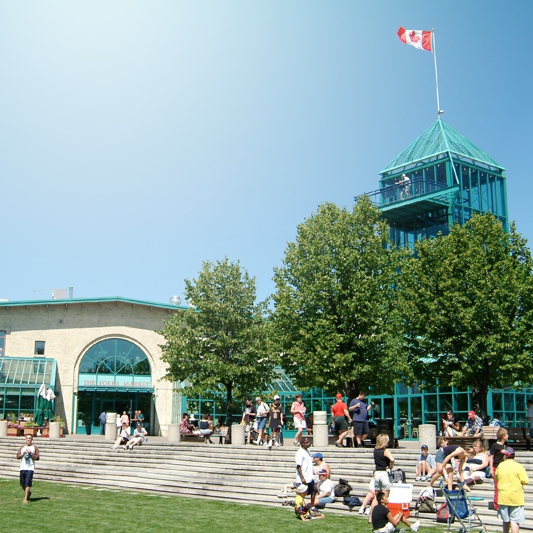The forks exterior